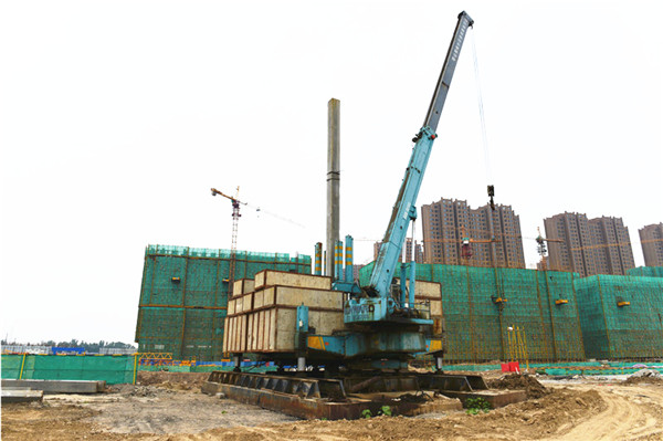 山河智能靜力壓樁機(jī)